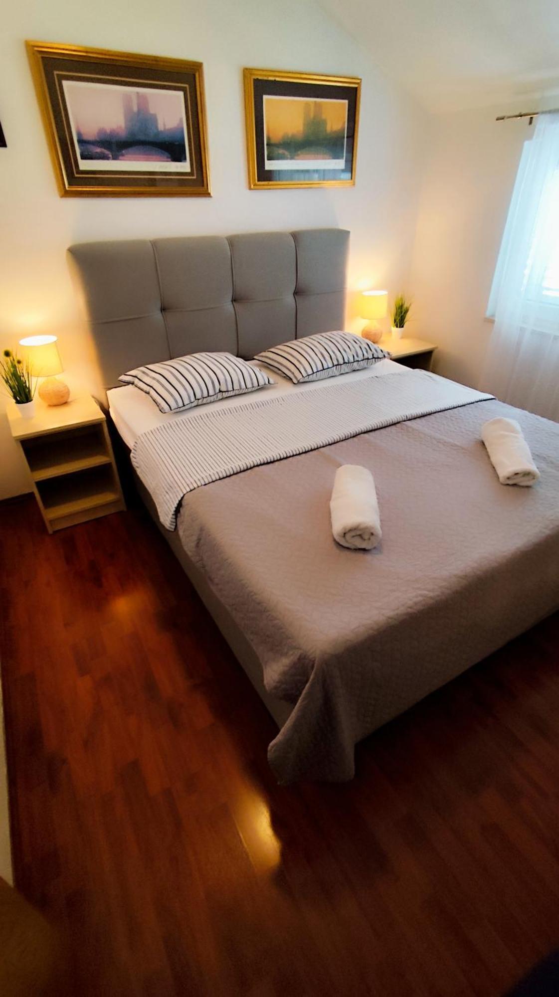 Apartman Beus Makarska Ngoại thất bức ảnh