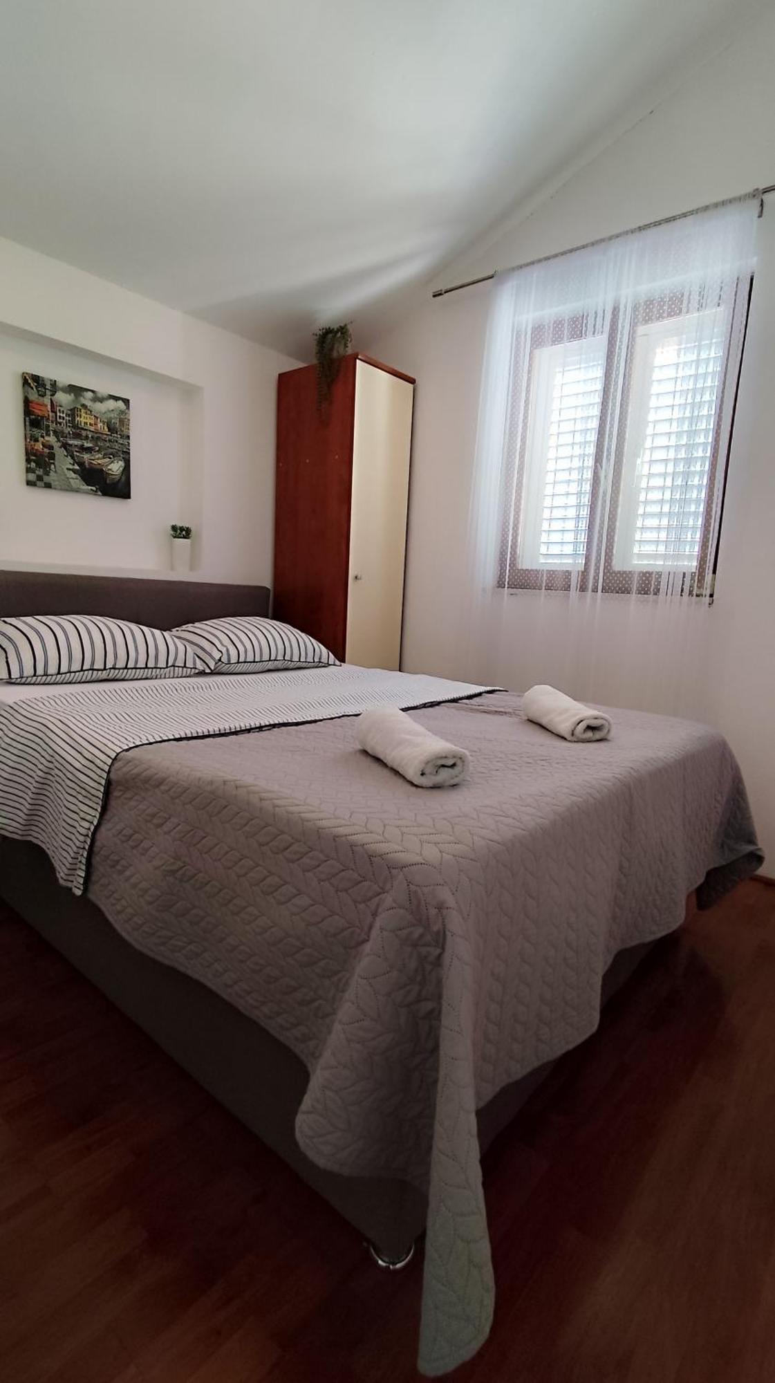 Apartman Beus Makarska Ngoại thất bức ảnh