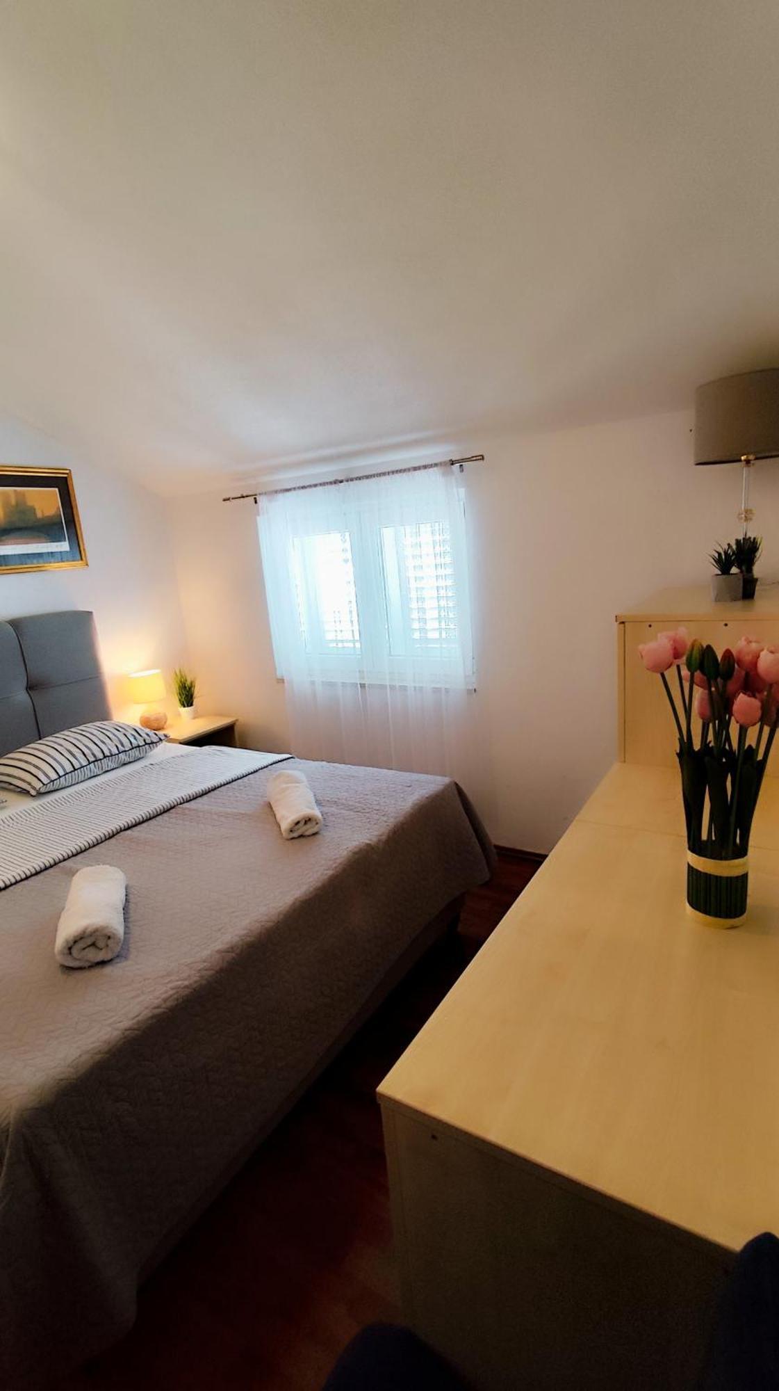 Apartman Beus Makarska Ngoại thất bức ảnh